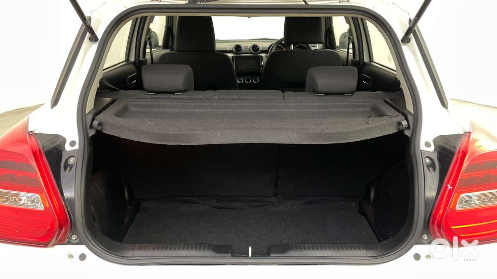 Maruti Suzuki Swift Amt Zxi, 2022, Petrol