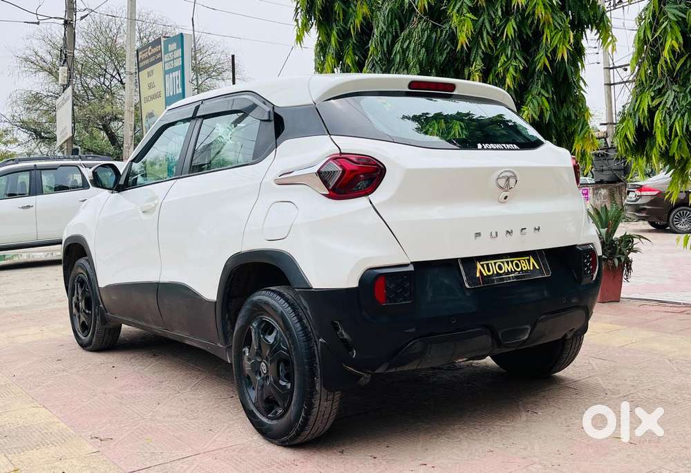 Tata Punch Accomplished, 2022, Petrol