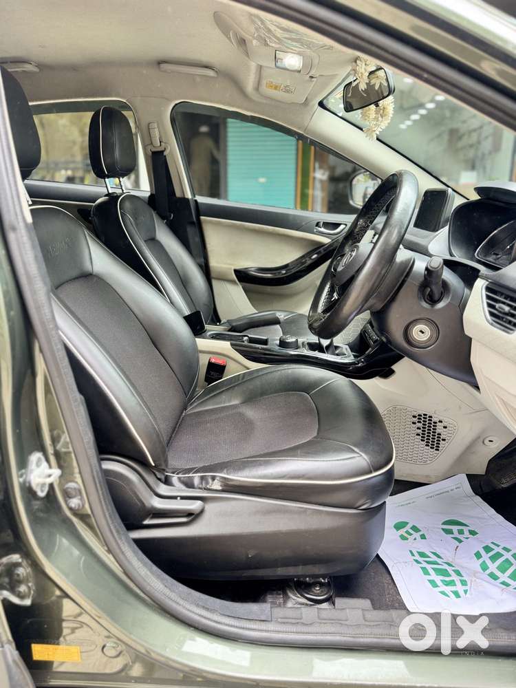 Tata Nexon 1.2 Revotron Xz, 2023, Petrol