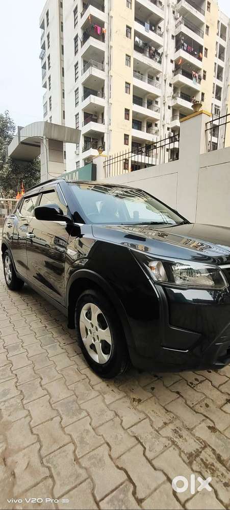 Mahindra Xuv300 2023 Petrol 27500 Km Driven