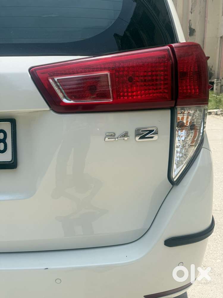 Toyota Innova Crysta [2020-ongoing] 2.4 Zx At 7 Str, 2022, Diesel