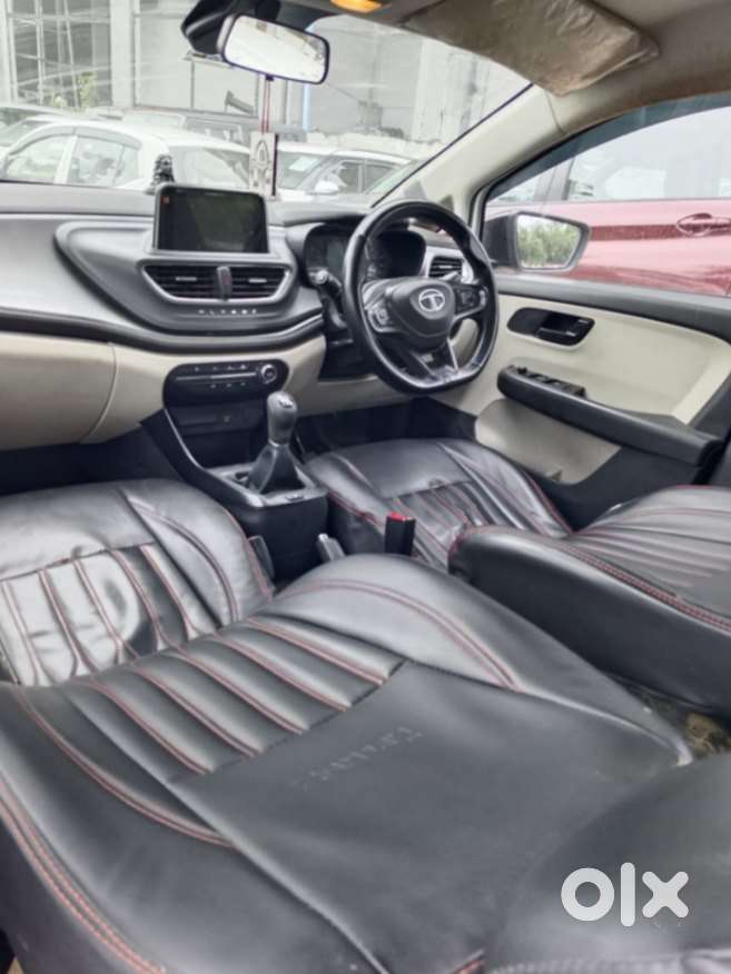 Tata Altroz 1.2 Xt, 2022, Petrol