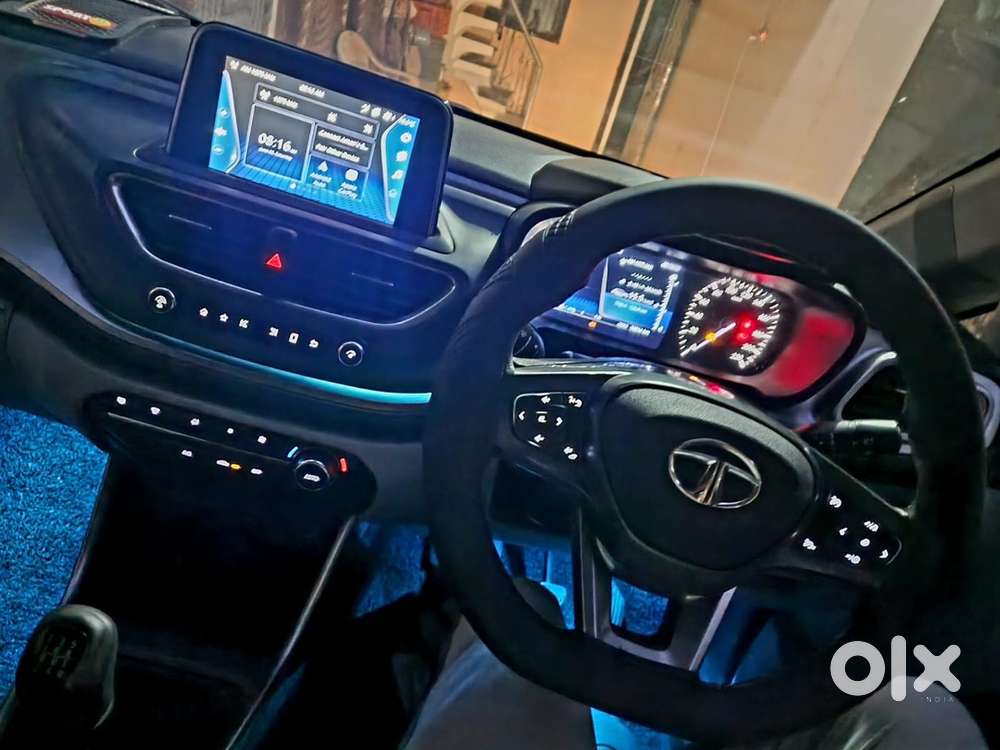 Tata Altroz Petrol 2020