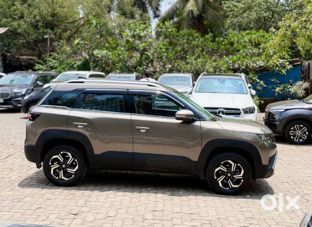 Maruti Suzuki Brezza 1.5 Zxi At Smart Hybrid, 2024, Petrol