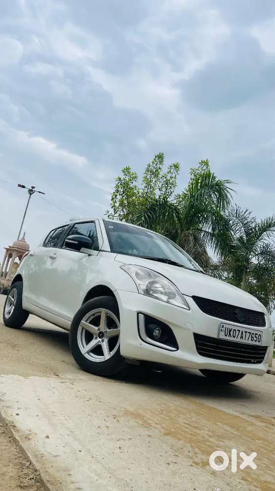 Maruti Suzuki Swift Vxi 2012