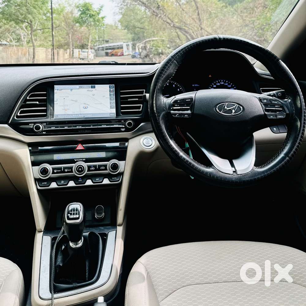 Hyundai Elantra 2.0 Sx, 2022, Petrol