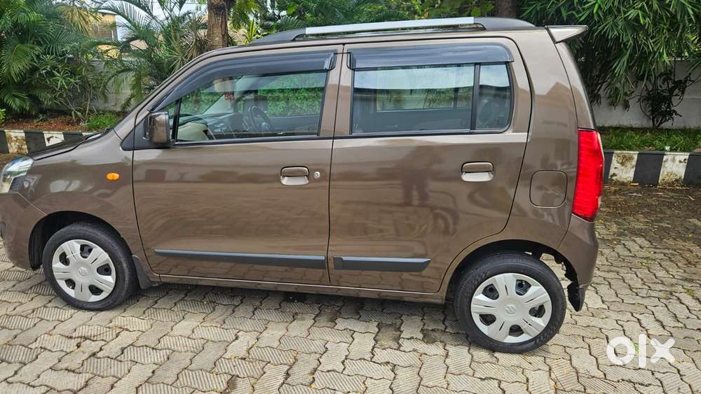 Maruti Suzuki Wagon R Vxi 1.2, 2018, Petrol