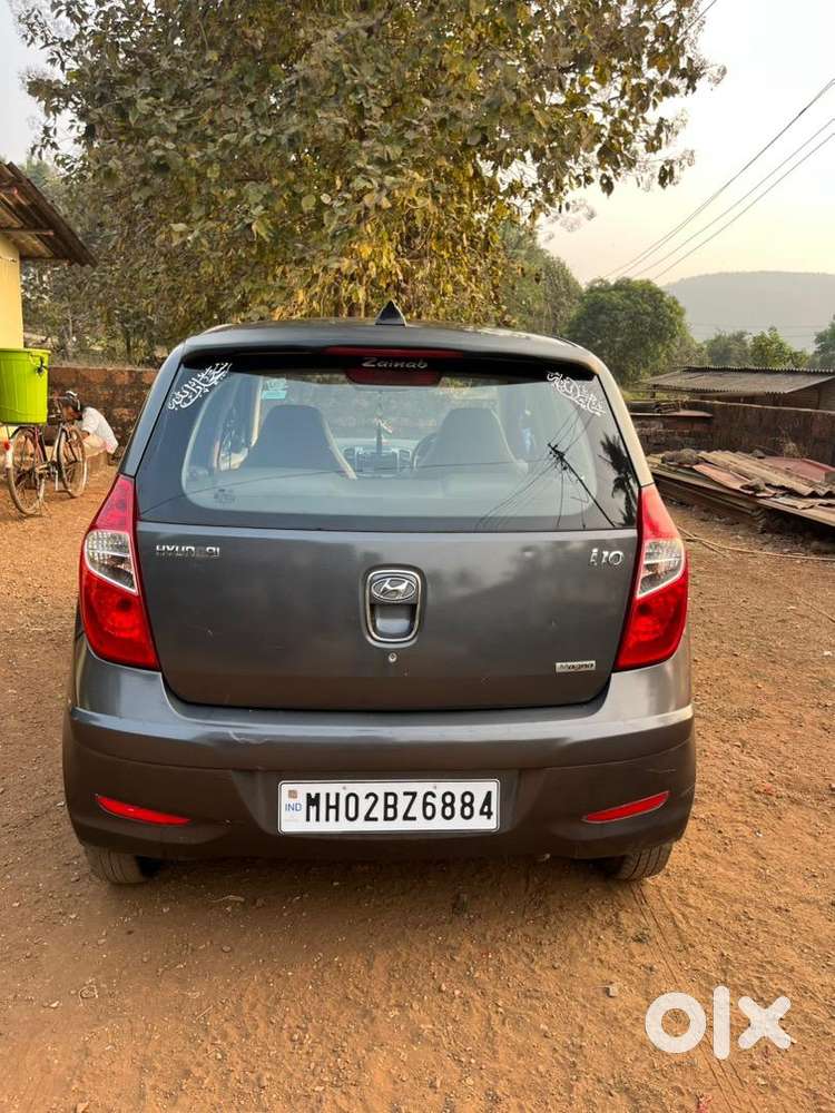 Hyundai Petrol Manual 2011