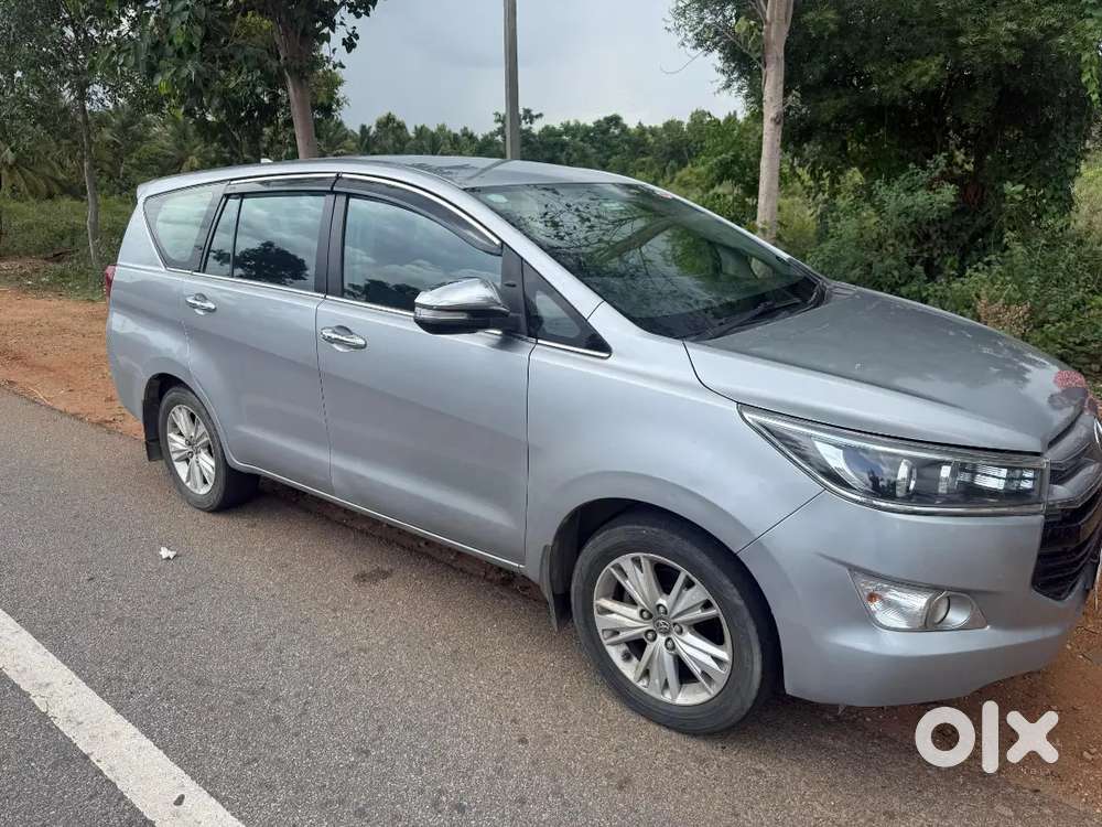 Doctor Owned And Driven Toyota Innova Crysta 2.8z 2017