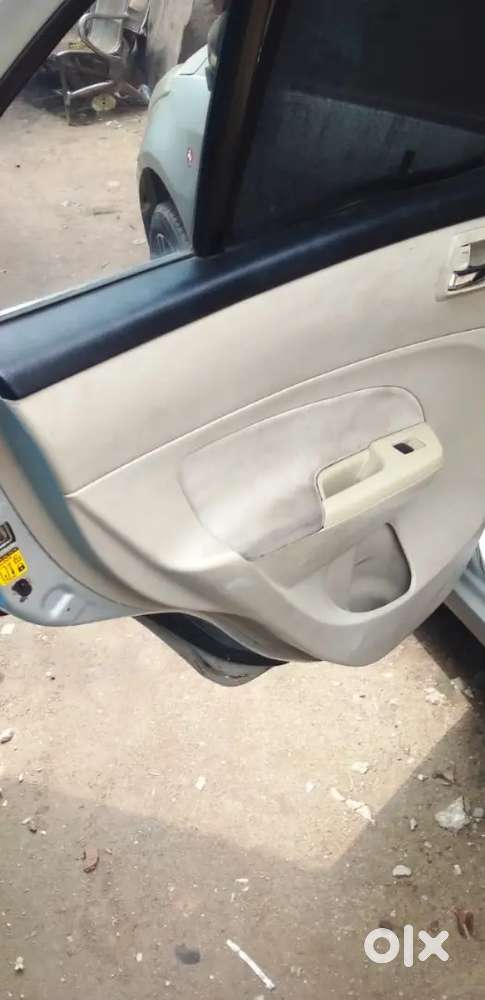 Maruti Suzuki Dzire 2013