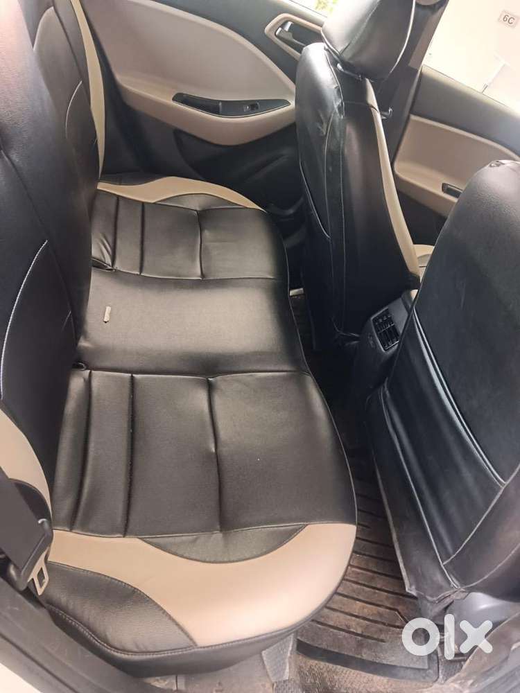Hyundai I20 2015 Diesel 125000 Km Driven