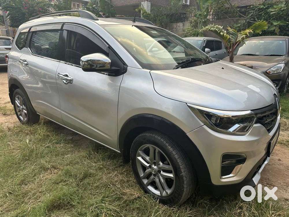 Renault Triber Rxz, 2021, Petrol