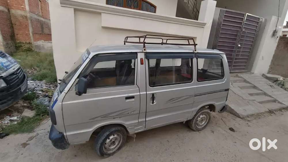 Maruti Suzuki Omni 2011 Silver Color 5 Str