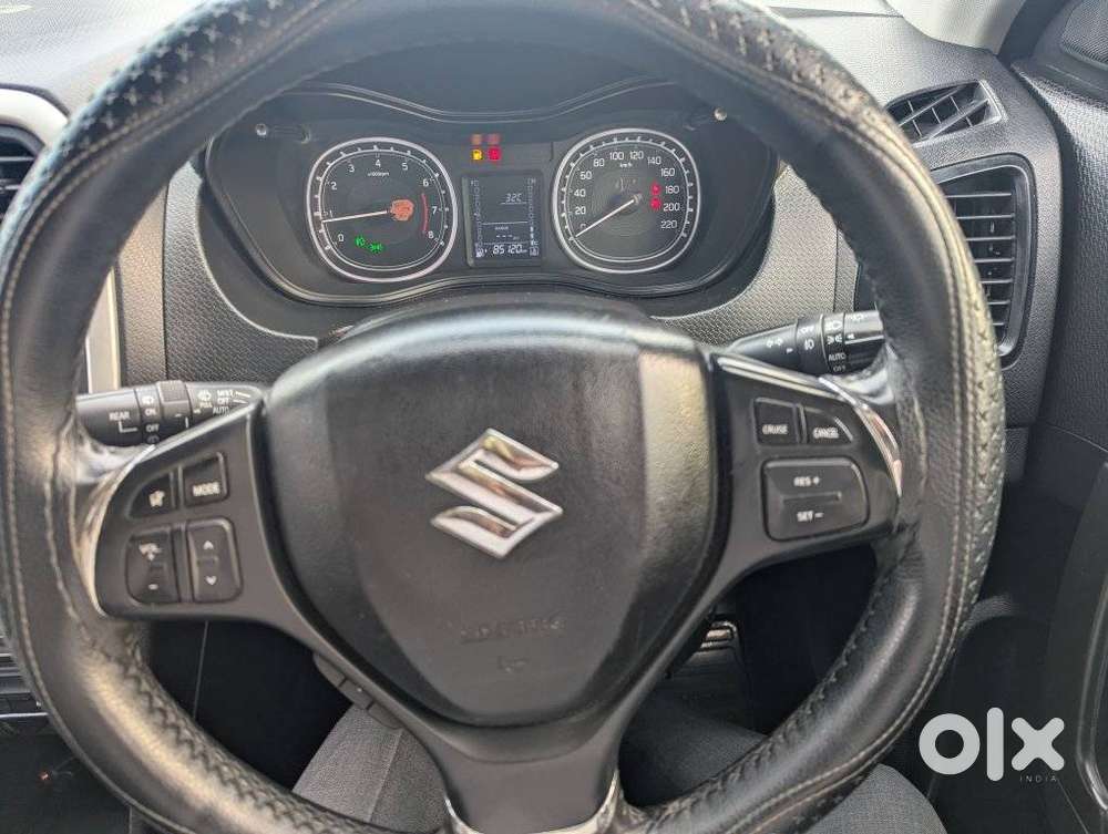 Maruti Suzuki Brezza Zxi Plus Smart Hybrid, 2020, Petrol