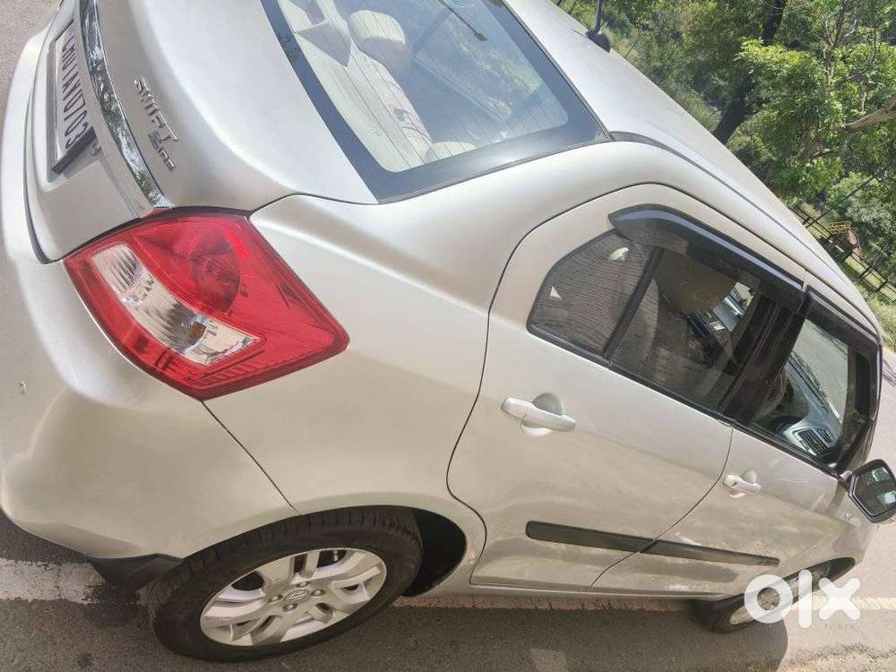 Maruti Suzuki Swift Dzire Zdi Plus , 2013, Petrol