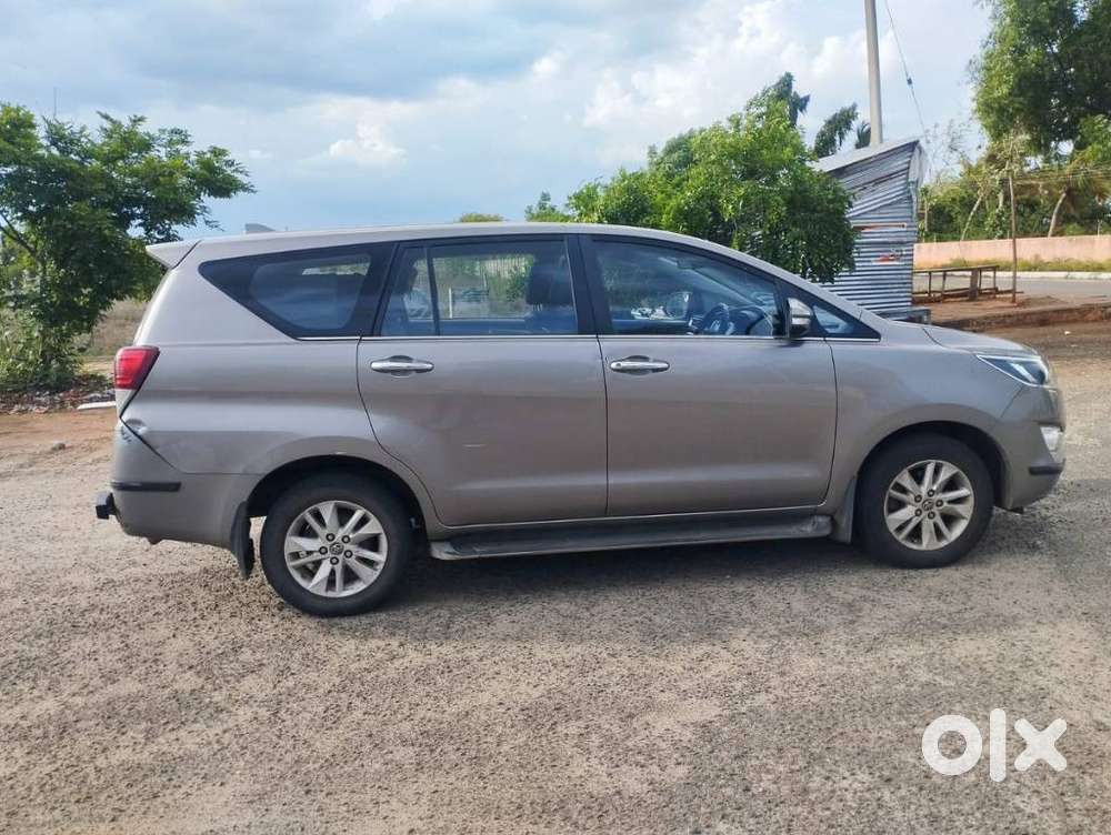 Toyota Innova Crysta 2.4 V 7 Str, 2017, Diesel