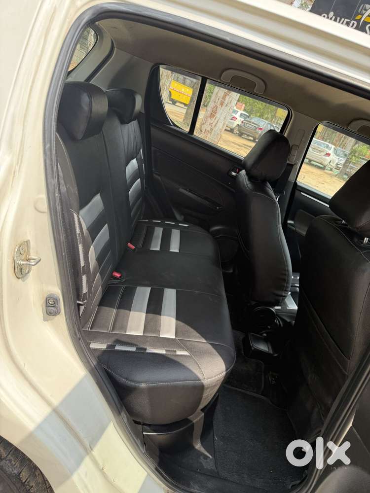 Maruti Suzuki Swift 1.3 Zxi, 2013, Cng & Hybrids