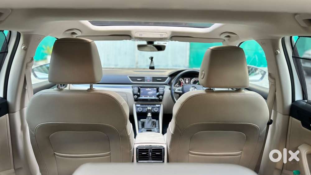 Skoda Superb Style 1.8 Tsi At, 2016, Petrol
