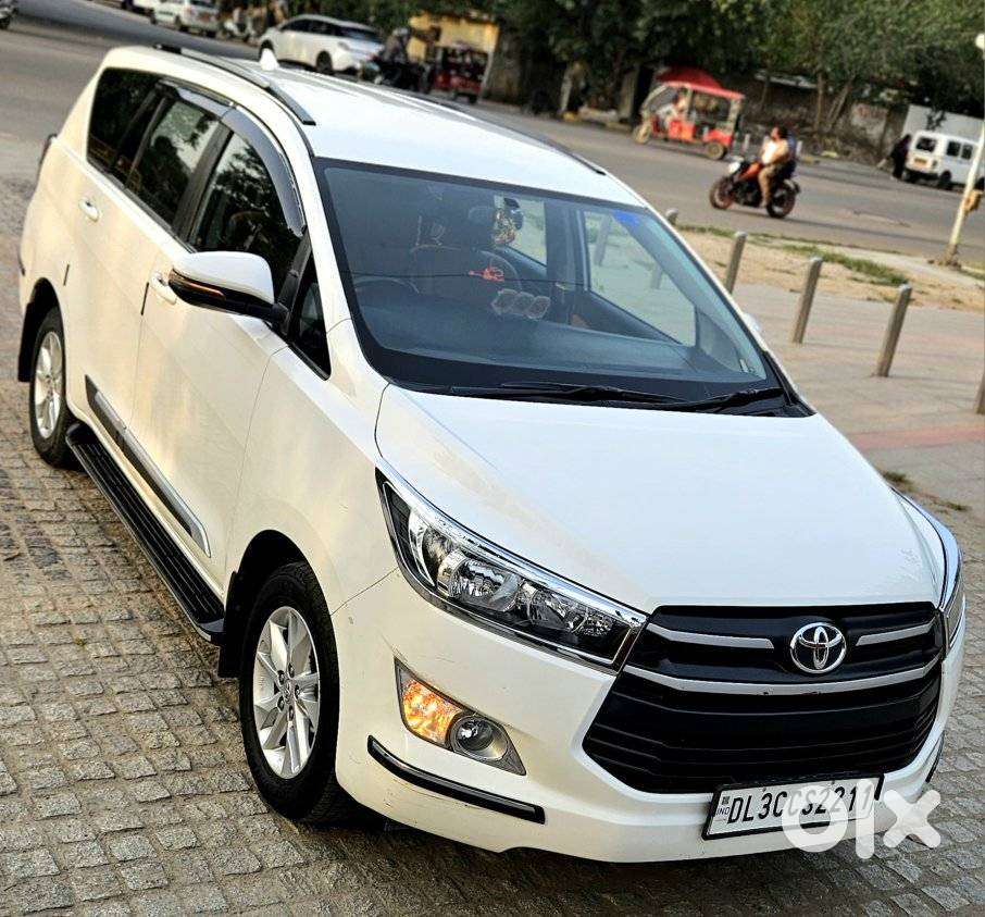 Toyota Innova Crysta 2.4 G Mt 8s, 2020, Diesel