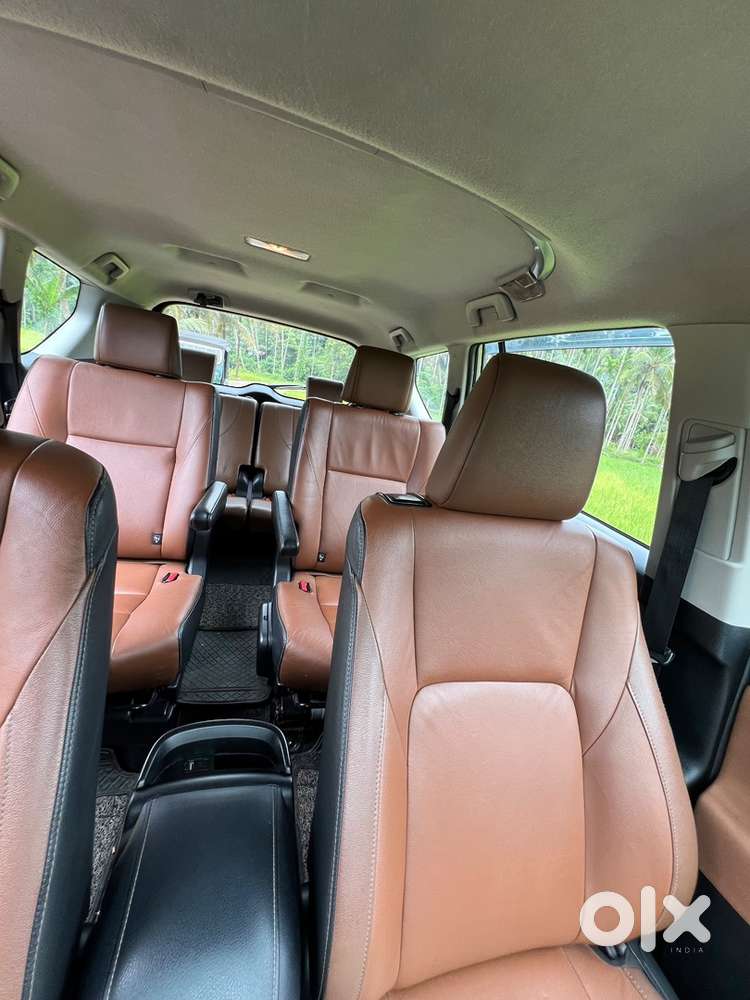 Toyota Innova Crysta 2018