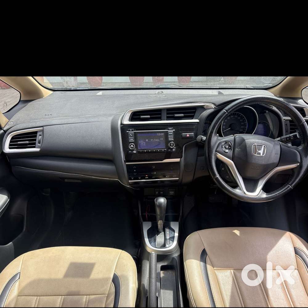 Honda Jazz V Cvt, 2016, Petrol