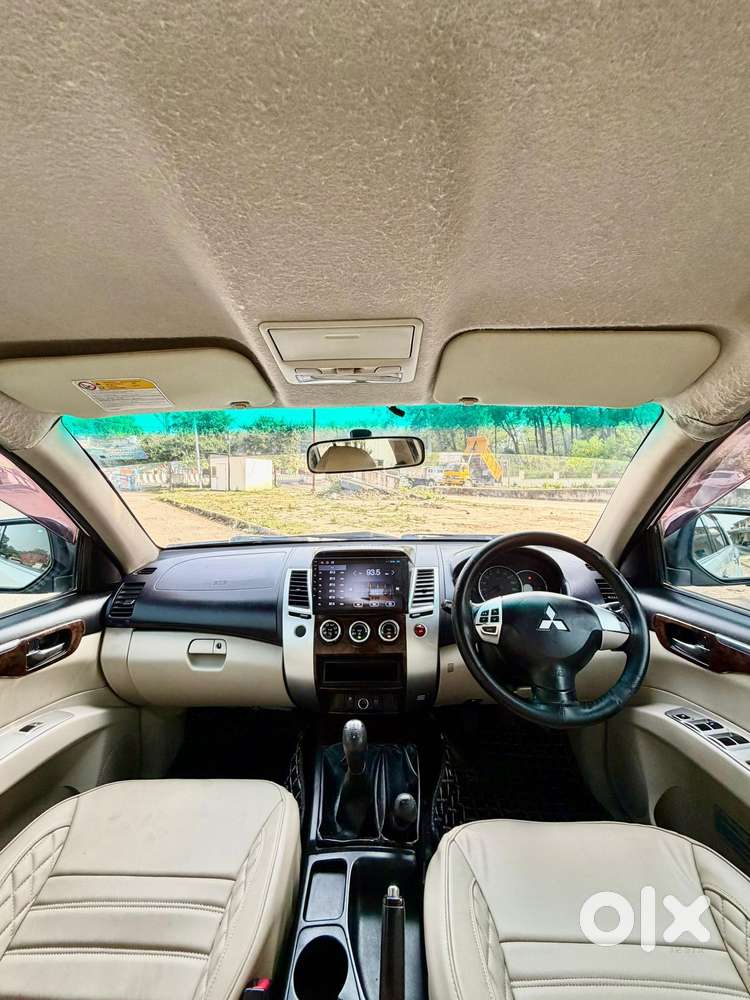 Mitsubishi Pajero Sport 2.5 Manual, 2014, Diesel
