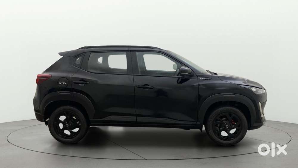 Nissan Magnite Kuro Edition 1.0 Turbo Petrol Cvt, 2023, Petrol