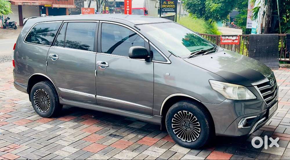 Toyota Innova G4, 2014 Model