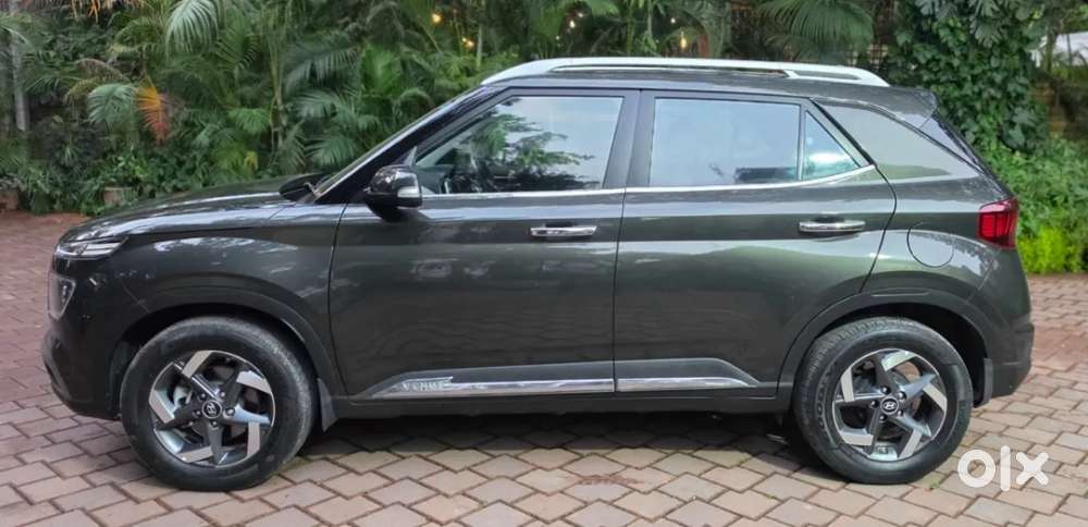 Hyundai Venue 1.0 Sx (o) Turbo Dct, 2021, Petrol
