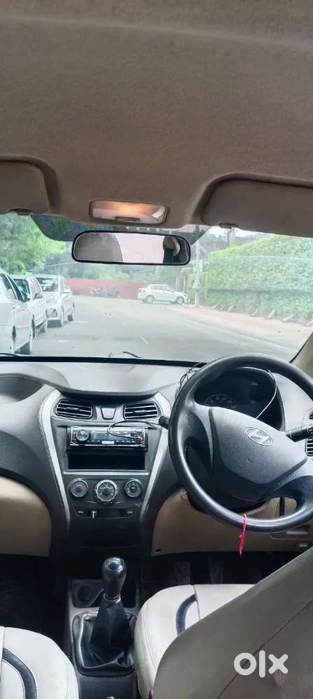 Hyundai Eon Petrol 2012 Variant