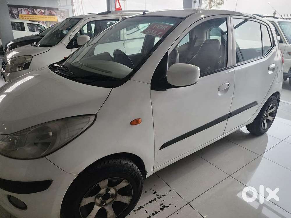 Hyundai Grand I10 2011 Petrol Well Maintained