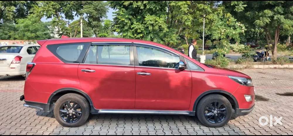 Toyota Innova Crysta 2018 Diesel 100000 Km Driven,single Hand Driven