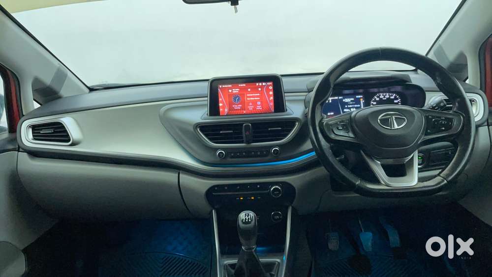Tata Altroz Xz, 2020, Petrol