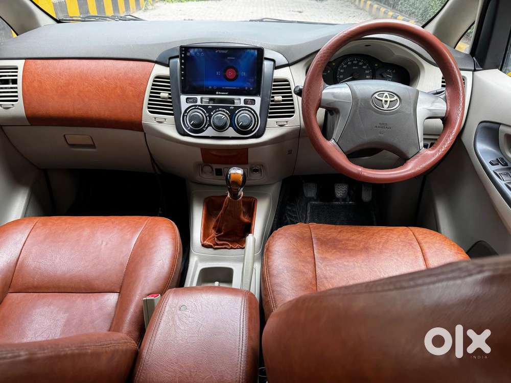 Toyota Innova 2.5 Gx (diesel) 8 Seater Bs Iv, 2012, Diesel