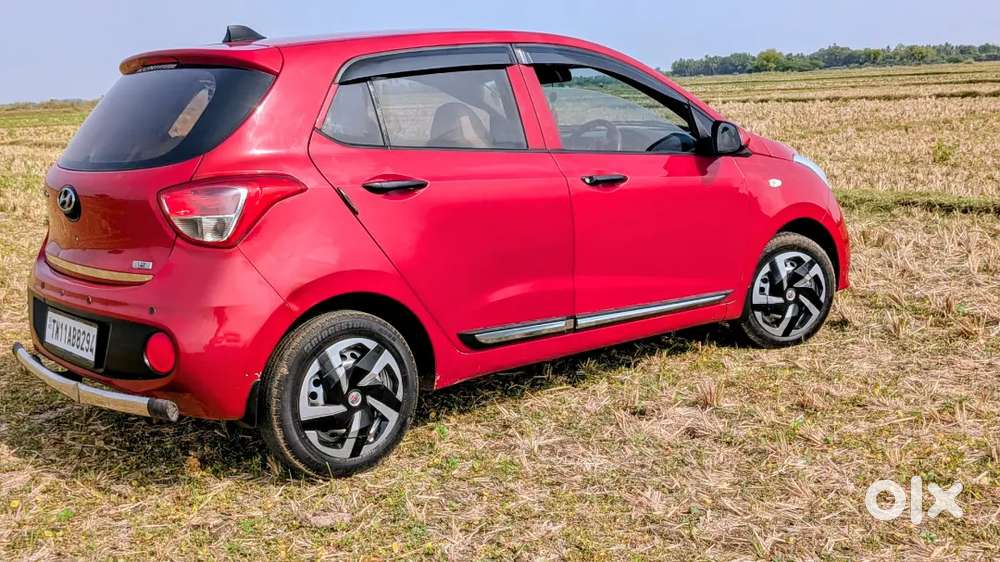 Super Family Hatchback