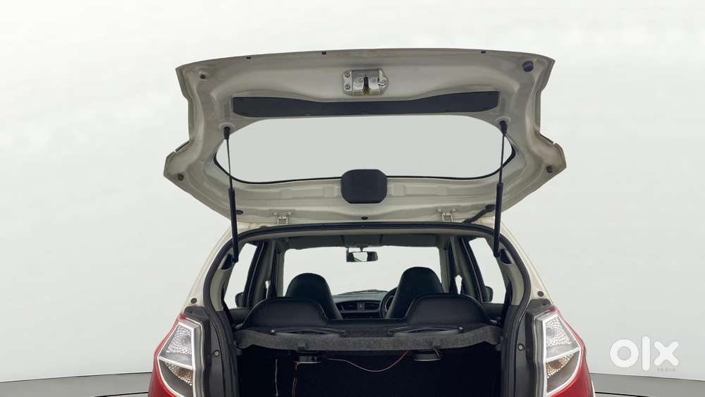 Maruti Suzuki Alto K10 Vxi, 2016, Petrol