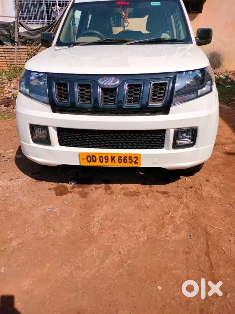 Mahindra Tuv300