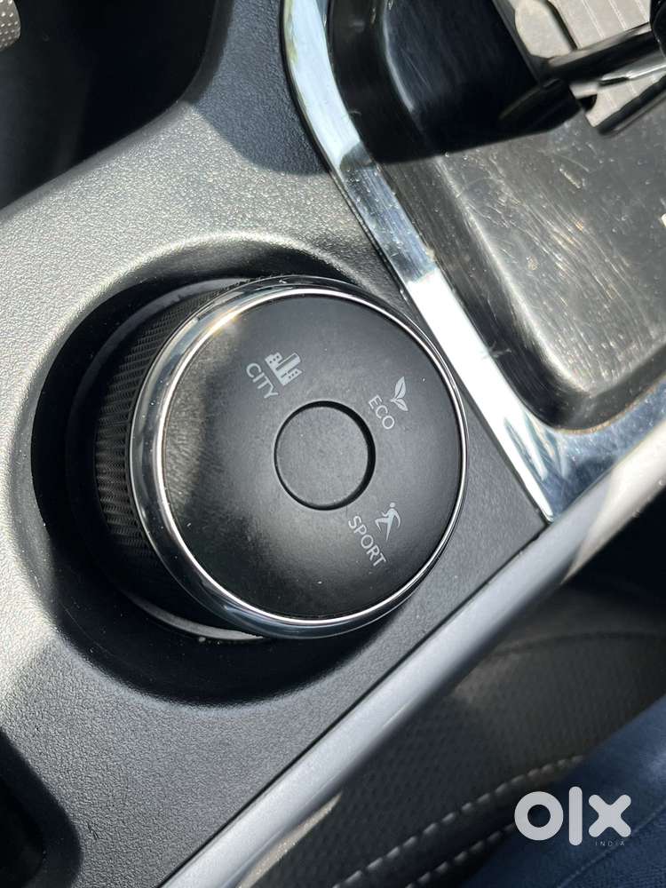 Tata Nexon 1.2 Revotron Xma Amt, 2021, Petrol