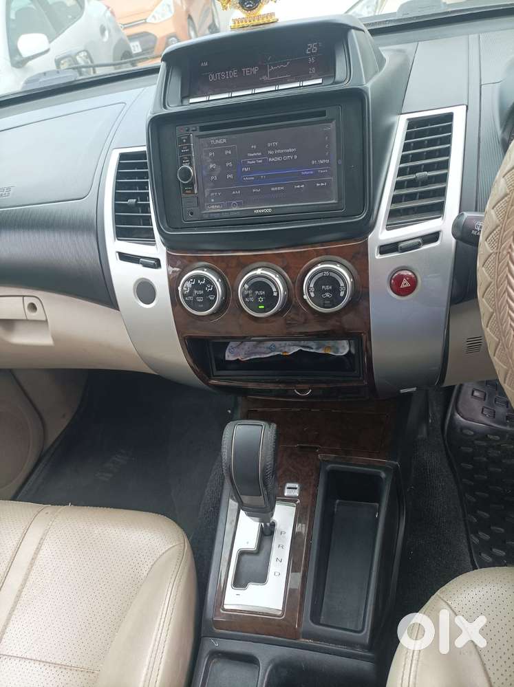 Mitsubishi Pajero Sport 2.5 Automatic, 2015, Diesel