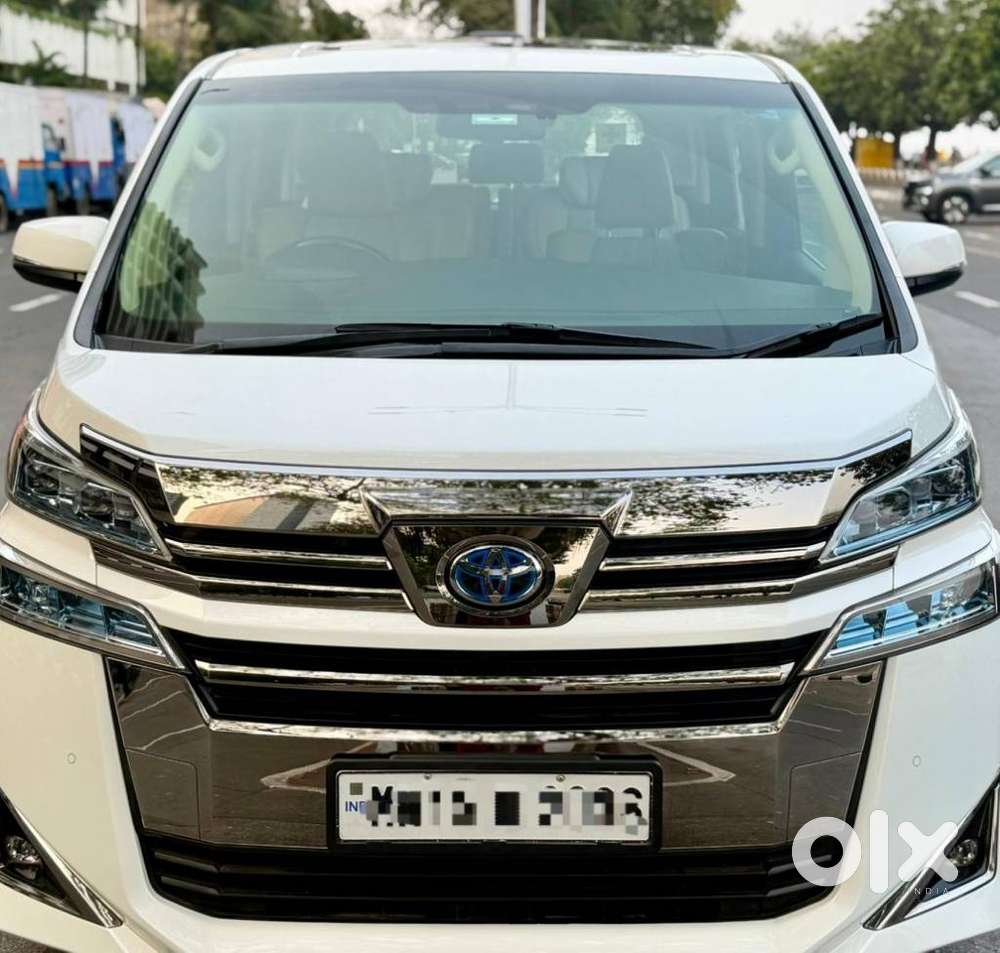 Toyota Vellfire 2.5 Hybrid, 2022, Petrol
