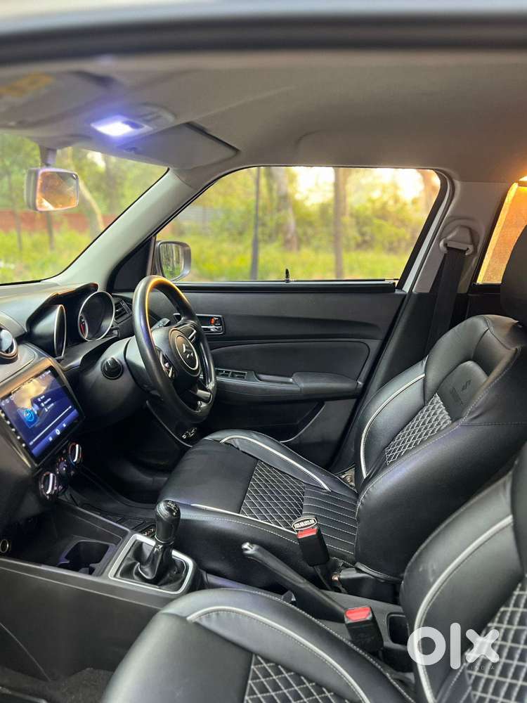 Maruti Suzuki Swift Vxi Ags, 2019, Petrol