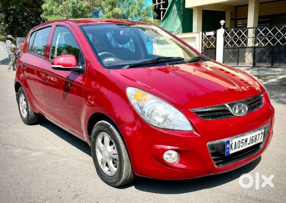 Hyundai I20 2009-2011 1.4 Asta (at), 2011, Petrol