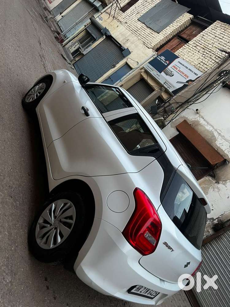 Maruti Suzuki Swift 1.2 Lxi (o), 2019, Petrol