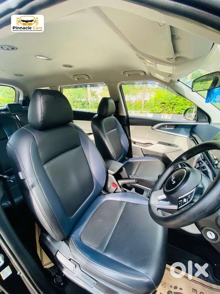 Kia Carens, 2025, Petrol