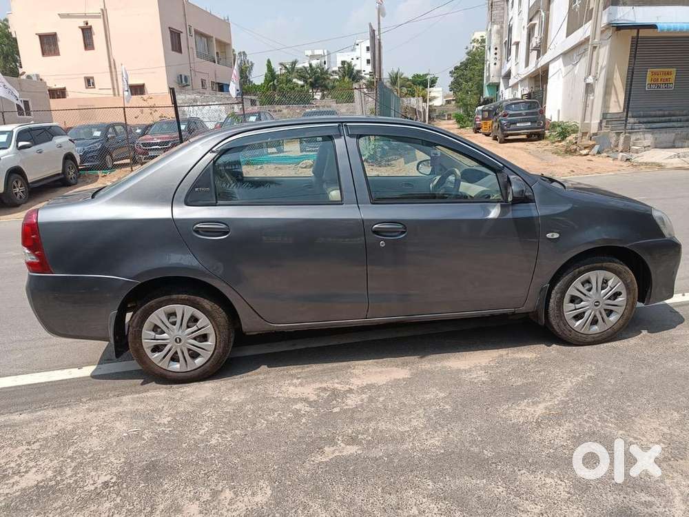 Toyota Etios 2013 Diesel 70000 Km Driven