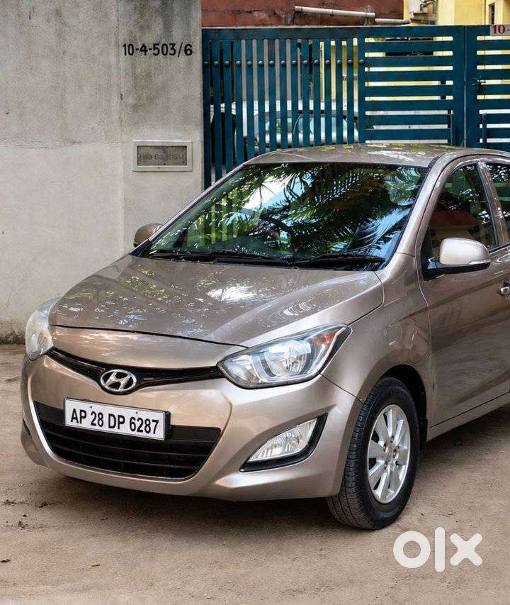 Hyundai I20 Sportz At 1.4, 2012, Petrol