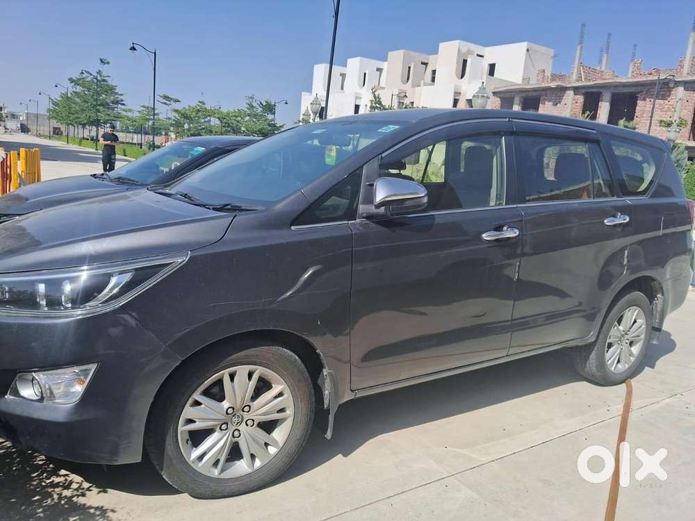 Toyota Innova Crysta 2019 Diesel 100000 Km Driven