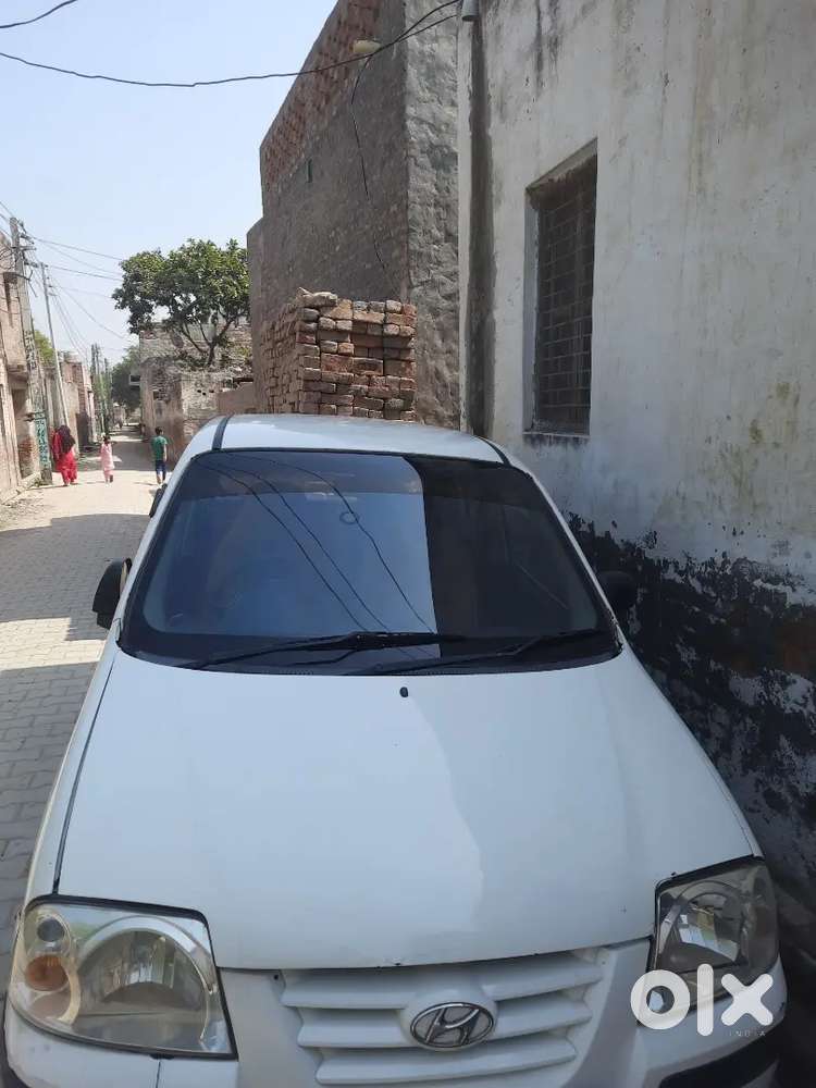 Hyundai Santro 2011 Cng & Hybrids 68000 Km Driven