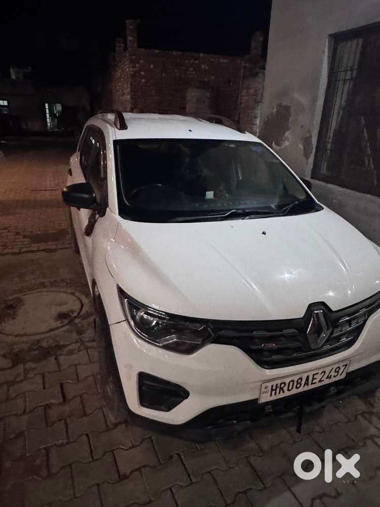 2022 Renault Triber Petrol Manual