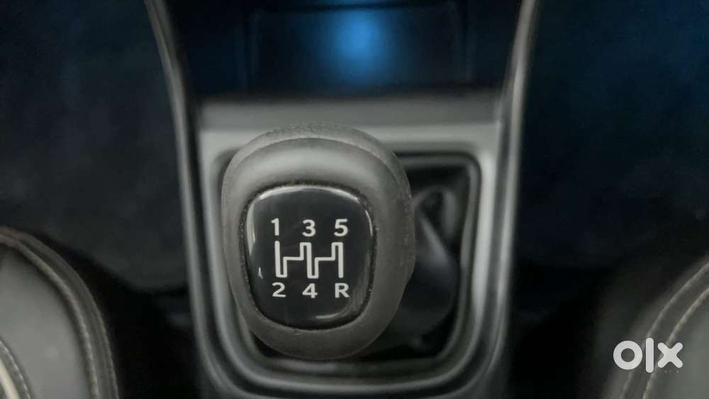 Tata Altroz 1.2 Xt, 2023, Petrol